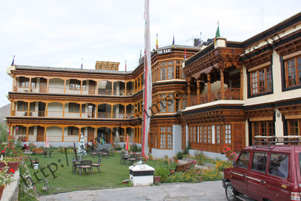 leh ladakh tour packages